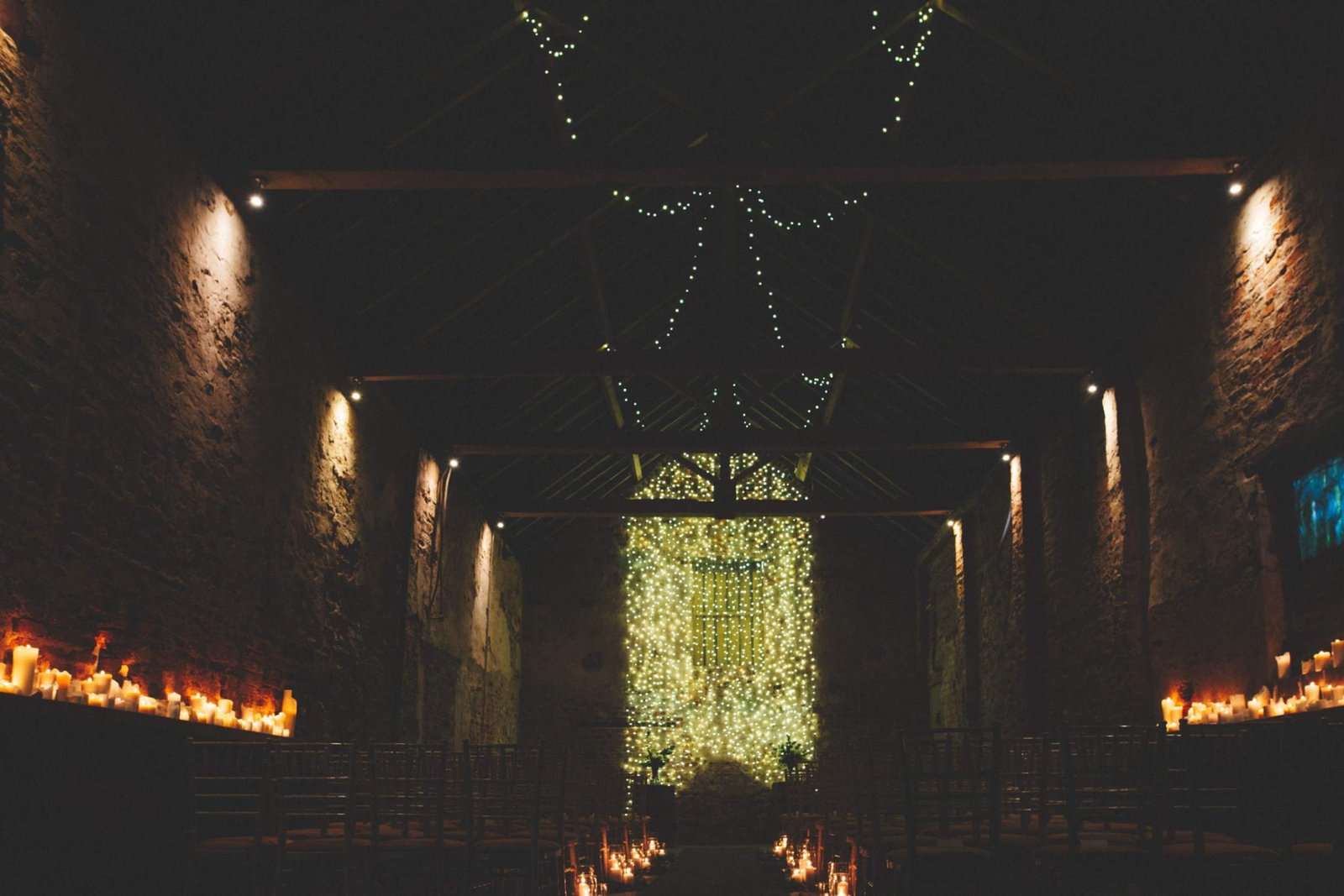 the normans wedding photography wedding barn