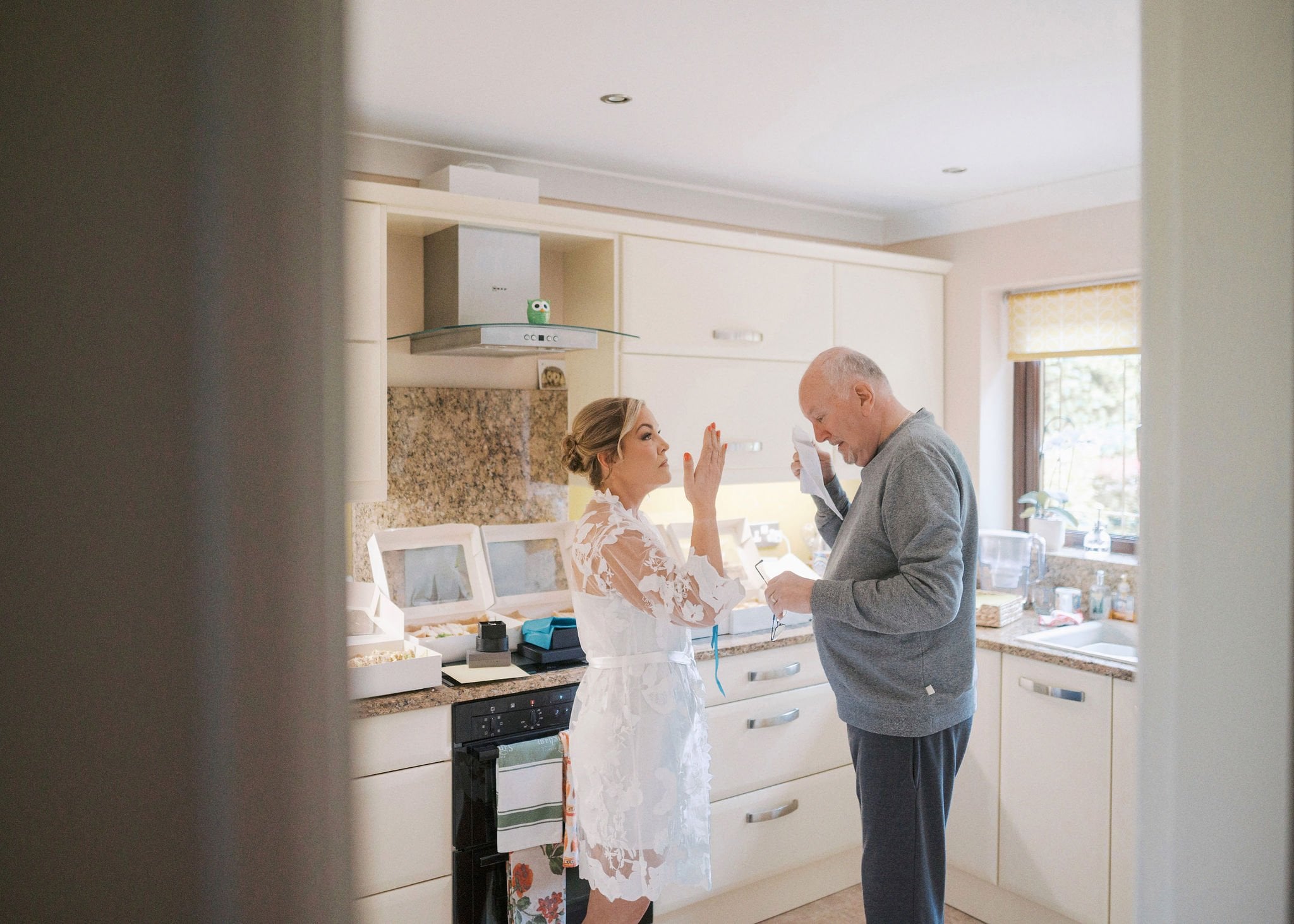 Bawtryhallweddingphotographerbridalpreparations006