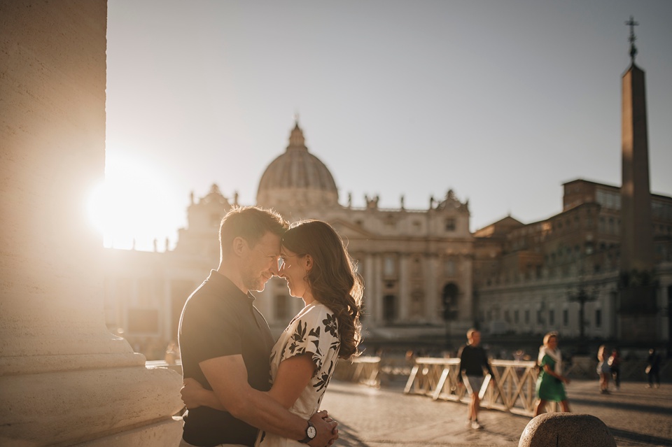 Destiantion wedding photographer,Rome portrait photographer,Rome Pre wedding photoshoot Rome engagement photographer