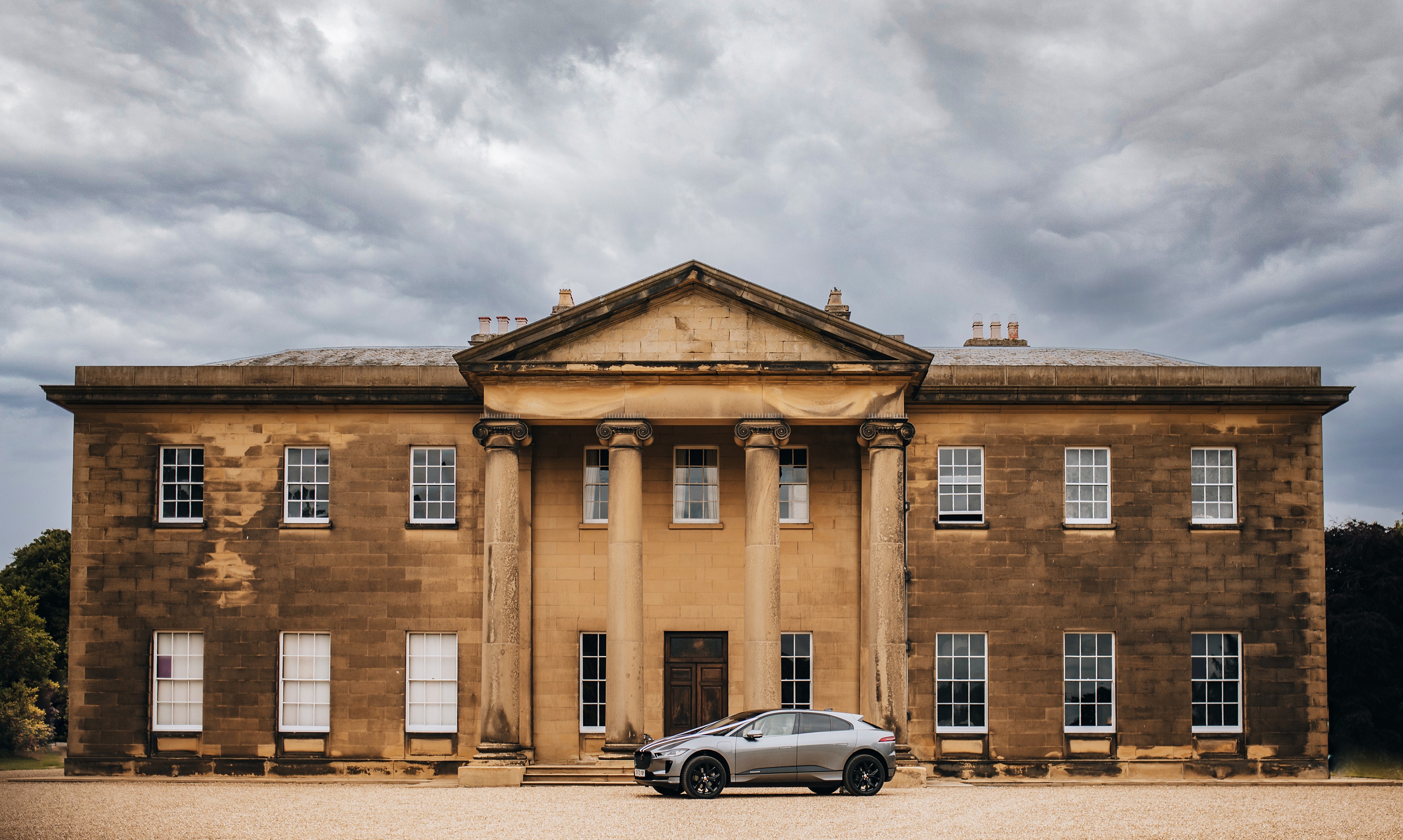 Rise Hall wedding photos,rise hall wedding photographer rise hall yorkshire wedding,rise hall weddings