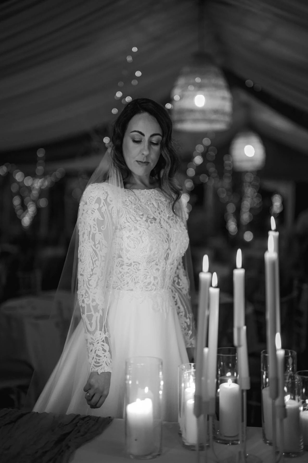 Beautiful Winter Wedding : Wedding Photography at The Woodman Inn