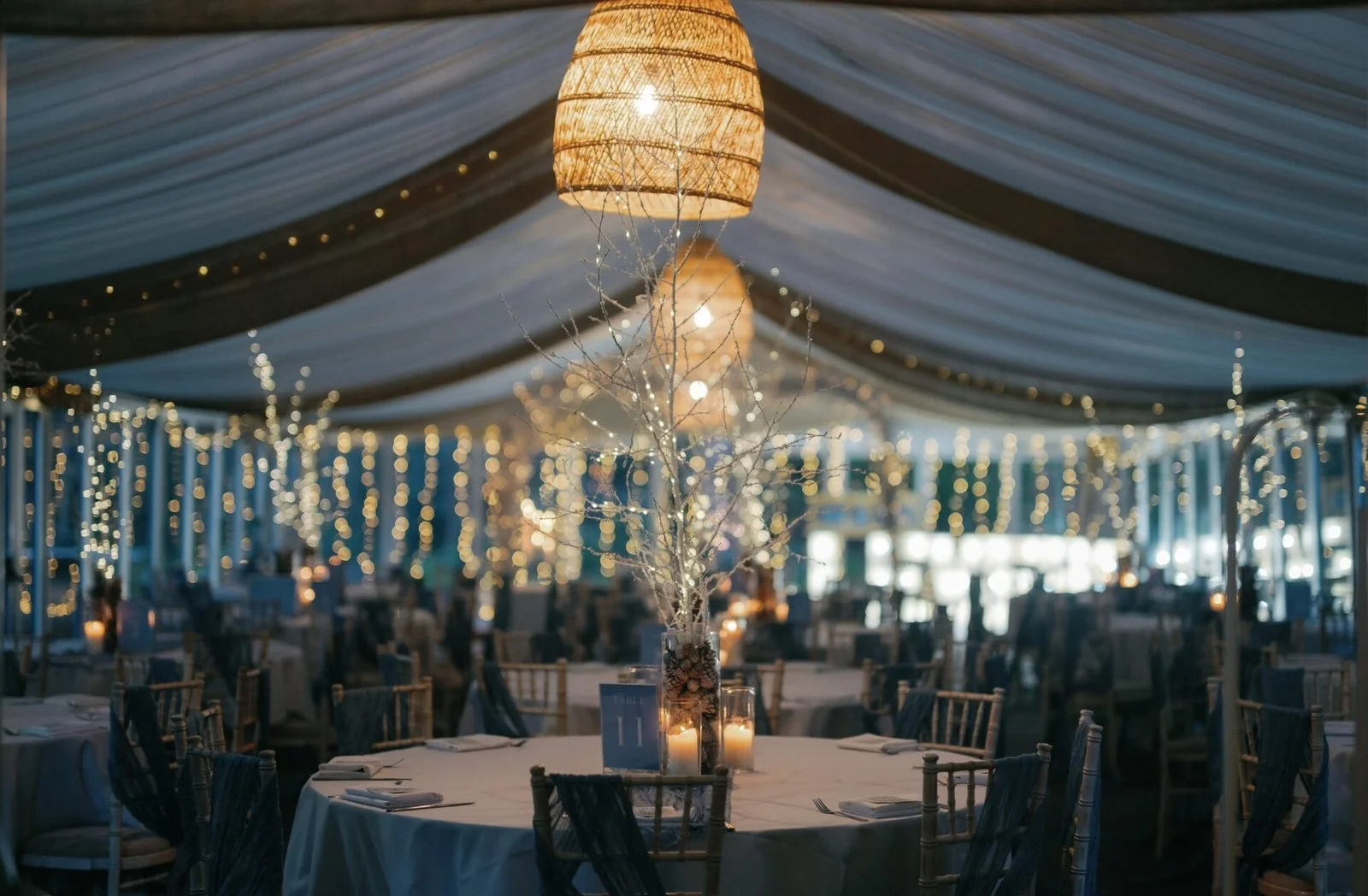 Beautiful Winter Wedding : Wedding Photography at The Woodman Inn