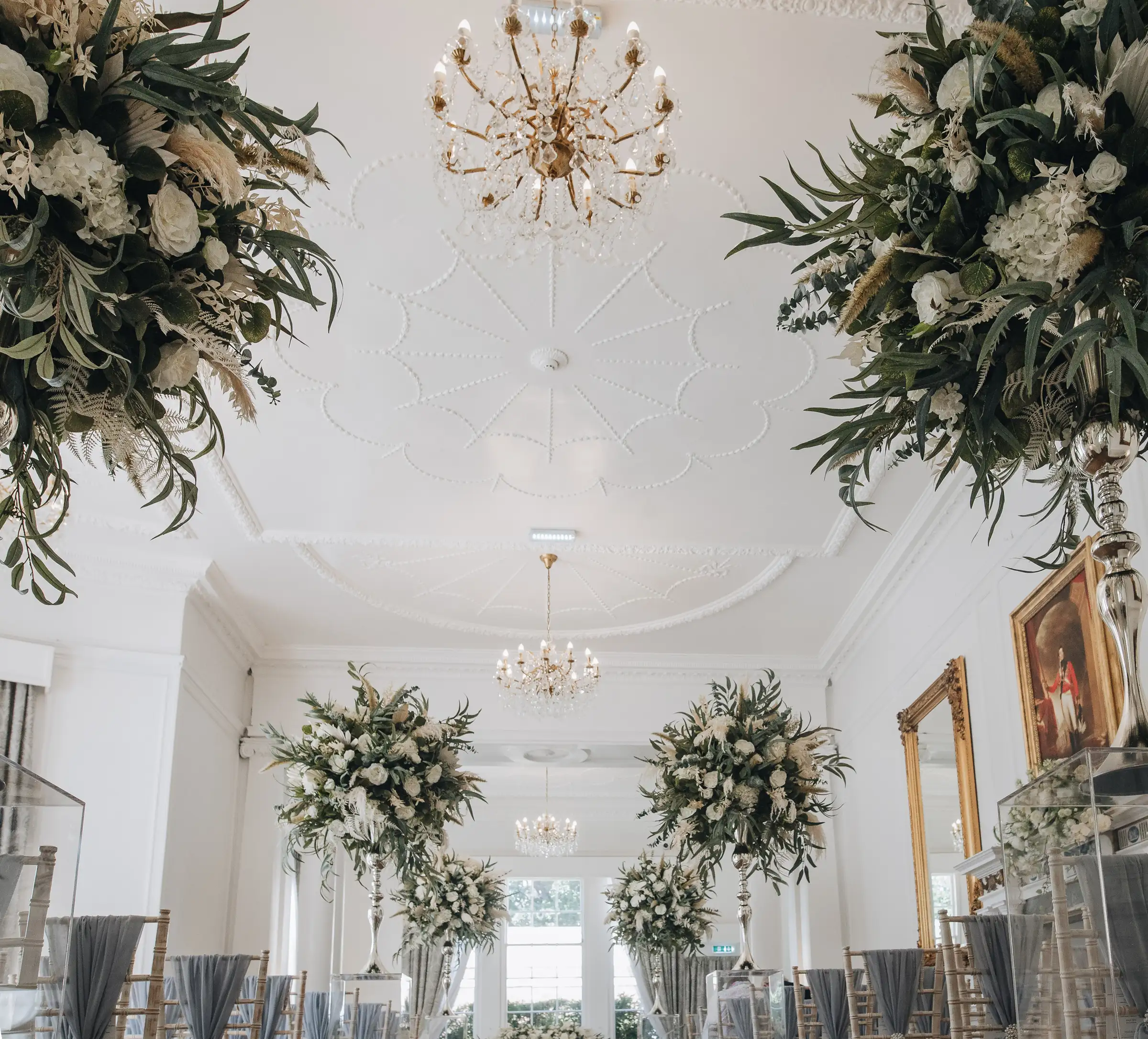 BAWTRY HALL WEDDING PHOTOGRAPHER BRIDAL GUEST ARRIVING AND CEREMONY ROOM SETUP