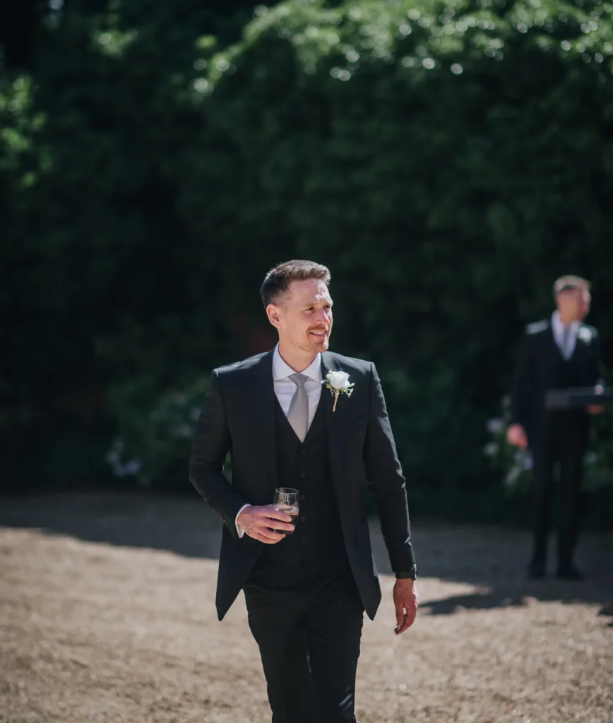 BAWTRY HALL WEDDING PHOTOGRAPHER BRIDAL GUEST ARRIVING AND CEREMONY ROOM SETUP