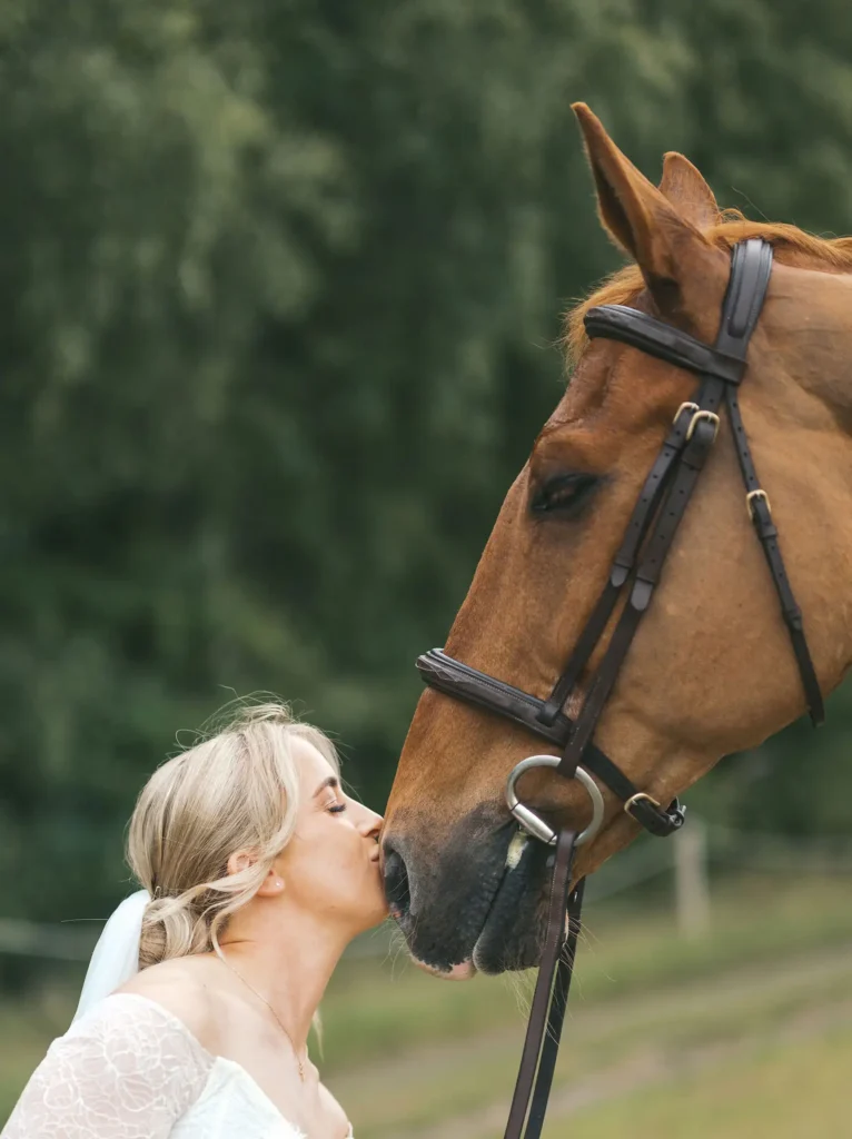 Low Osgoodby Grange Wedding Photographer