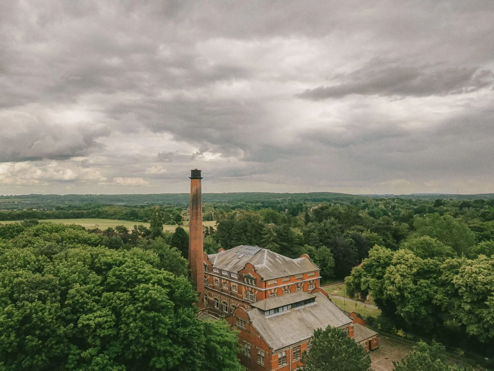 Industrial Chic: Documentary Wedding Photography at The Pumping House